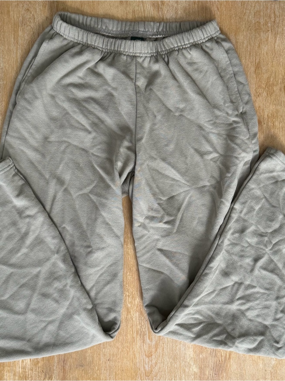 wild fable Women's Wide Leg Sweatpants green